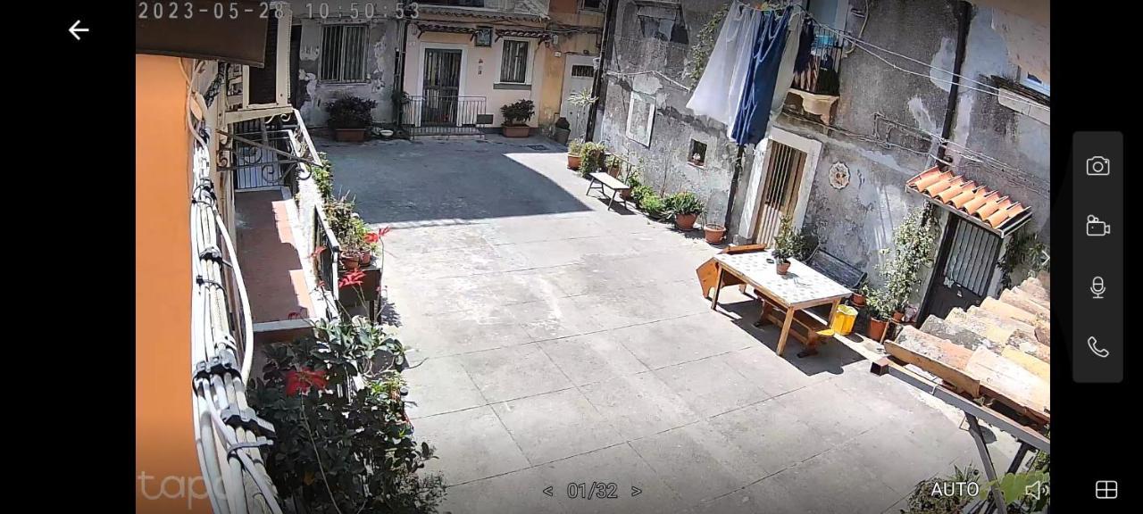 Francahouse Apartment Катания Екстериор снимка